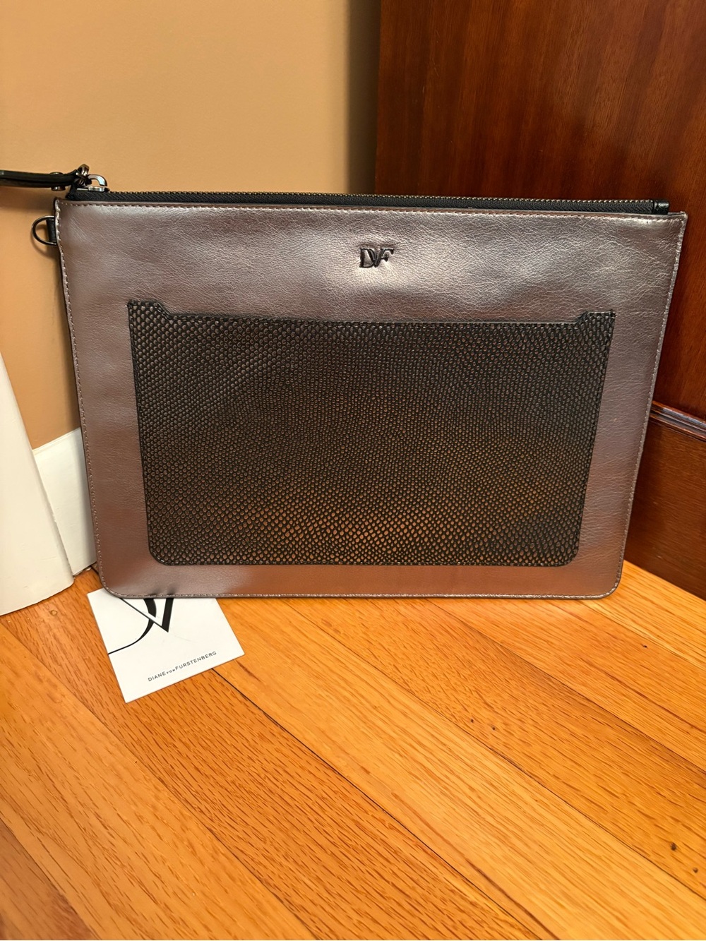 Diane Von Furstenberg Metallic Leather Glam Zip Clutch- Wristlet NWT